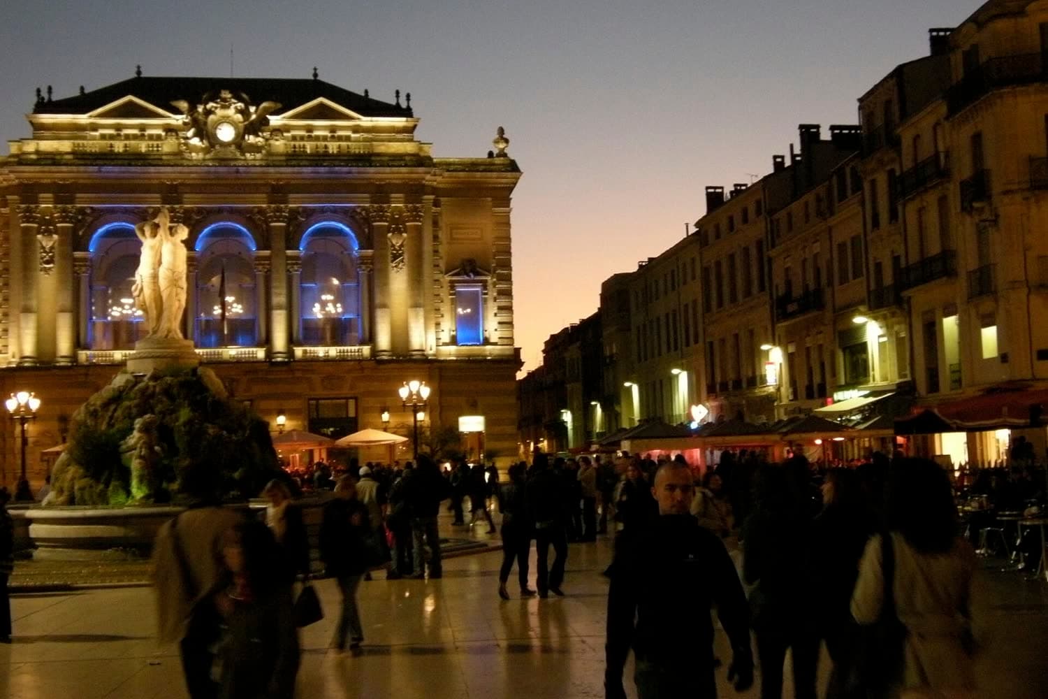 Montpellier, place de la Comédie de nuit